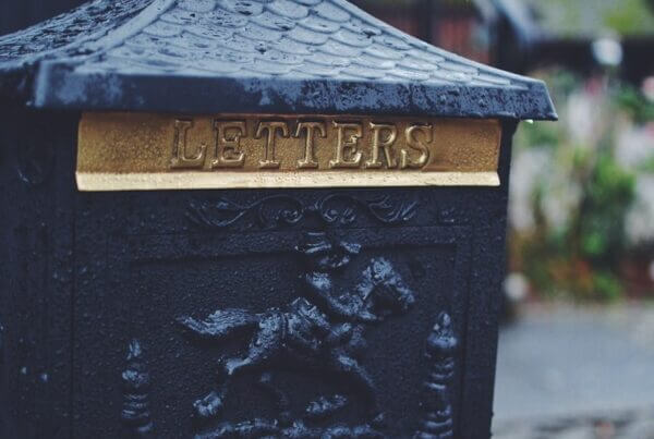 Door drop creative tips Brazil Street Advertising Agency