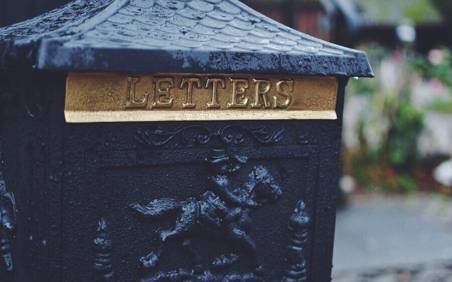 Door drop creative tips Brazil Street Advertising Agency